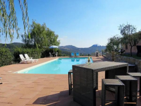 Trilocale con piscina